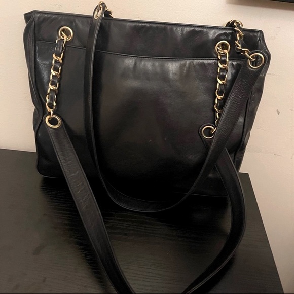 Vintage Chanel Leather Tote - Picture 5 of 7
